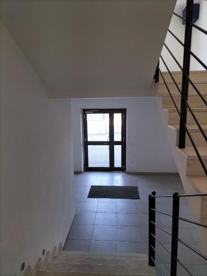 Twin House Apartment Tito Exterior foto