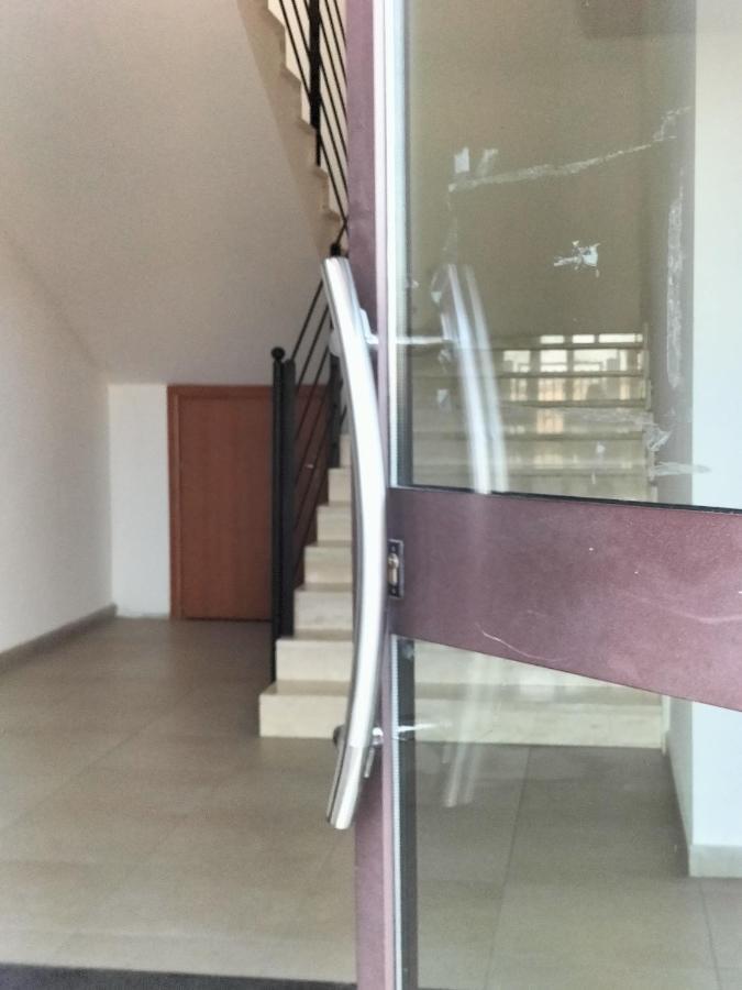 Twin House Apartment Tito Exterior foto